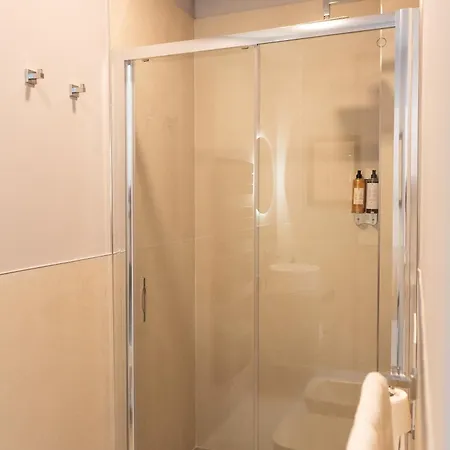 Regina Boutique דירה טריאסטה